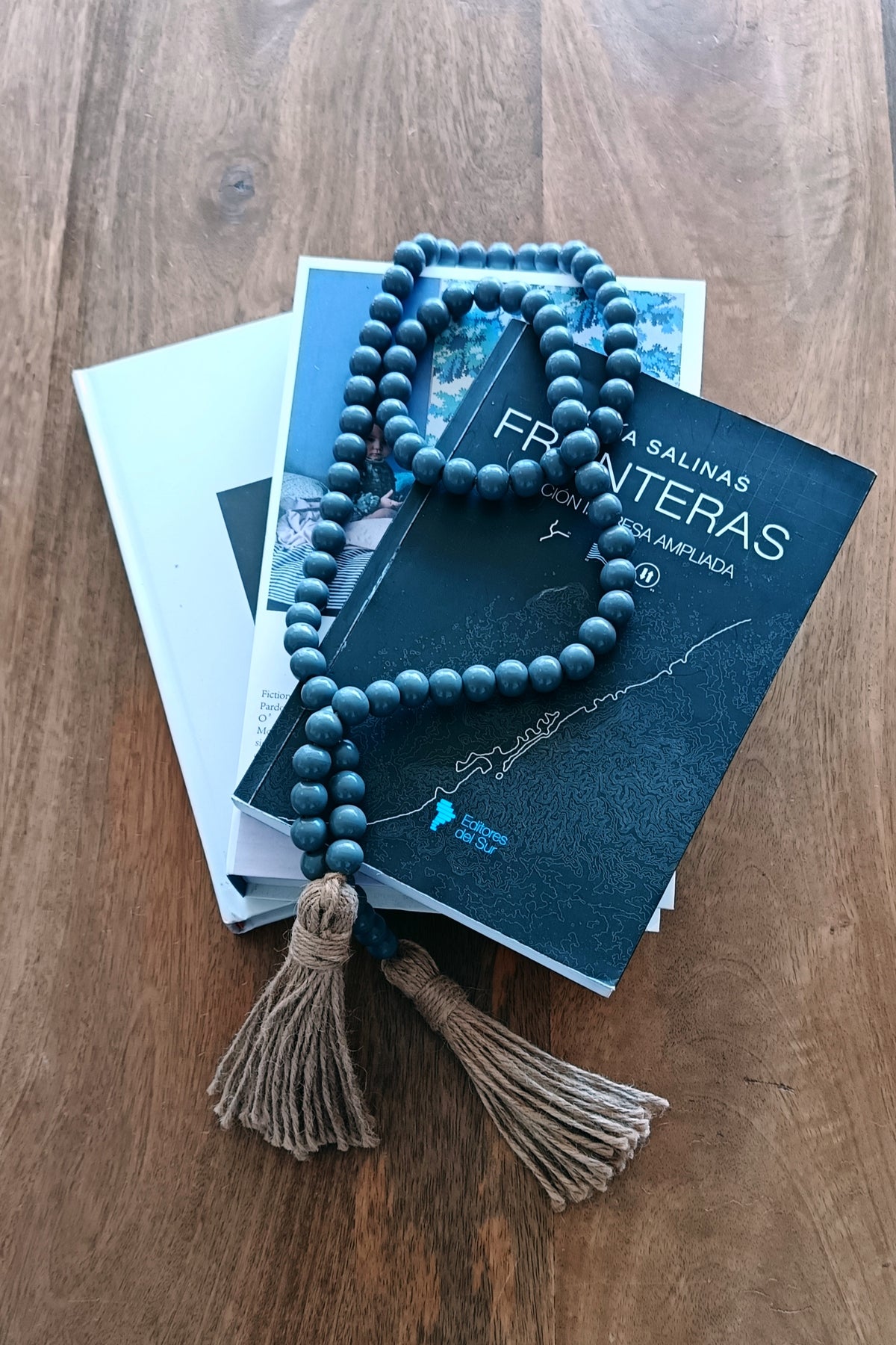 Cuentas Gris - Stock