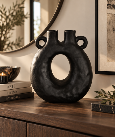 Vasija "Linea Terra " - Negra - Stock